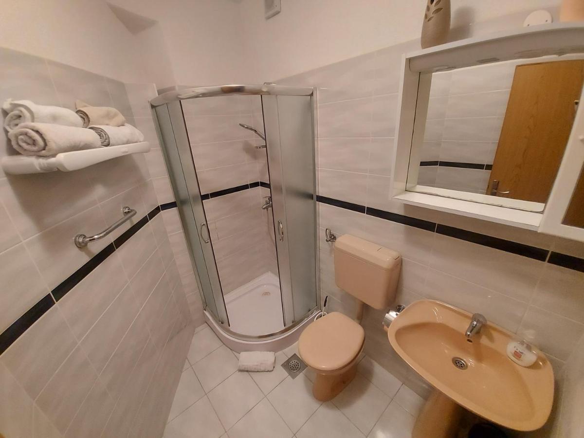 Guesthouse Boris Labin  Zewnętrze zdjęcie