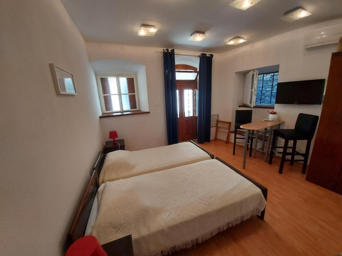 Guesthouse Boris Labin  Zewnętrze zdjęcie